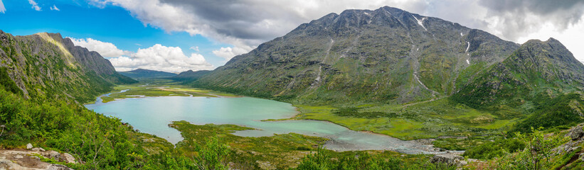 Fototapeta na wymiar Valley Leirungsdalen from mountain Knutshoe in Norway