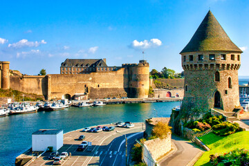 Tour Tanguy and the Chateau of Brest - obrazy, fototapety, plakaty