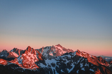 A beautiful sunset over mountains in North Cascades