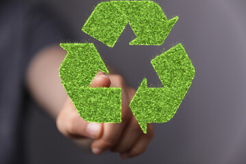 3d rendering of green recycle icon