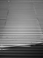 Architectural detail in apparent cement building.