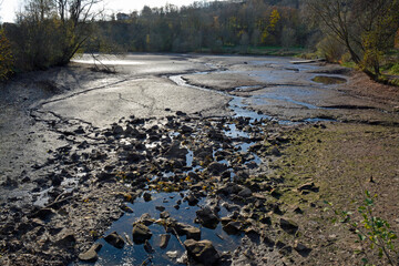 niedrigwasser im vorstaubecken bei nieder-werbe