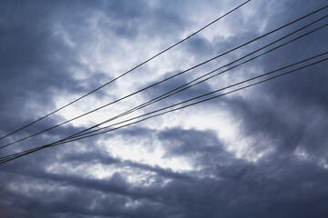 cielo con cables