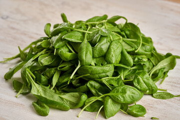 Fresh baby spinach