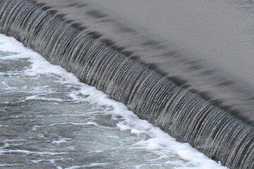 petite chute d'eau