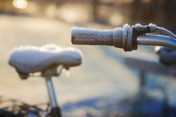Bicycle handle with frost