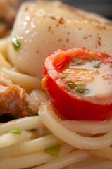 Espaguete com Frutos do Mar