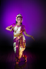 Bharatanatyam dancer in recital 