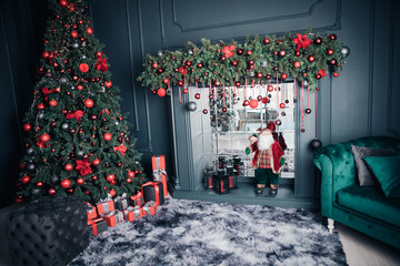 Christmas tree with gift close up. Christmas interior. - 472317513