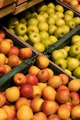 apples at the market