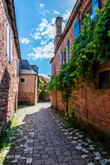 Collonge-la-Rouge, beau village de France en Corrèze.	
