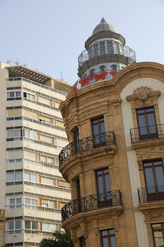 almer&iacute;a puerta de purchena edificios paisaje urbano calle 4M0A4929-as21