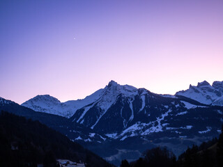 Fototapeta na wymiar Alpenpanorama im Sonnenuntergang