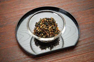 葉唐辛子と白胡麻の佃煮