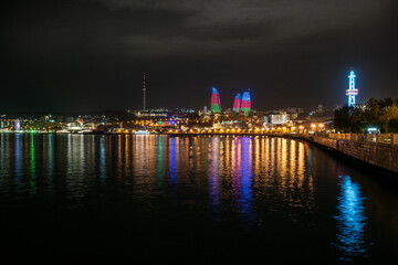 Fototapeta na wymiar night photo of the waterfront of Baku, Azerbaijan, with the famous flame towers
