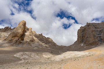 Fototapeta na wymiar Aladaglar is the holy place of mountaineers. Demirkazık Mountain, Yedigöller, Climbing tracks.
