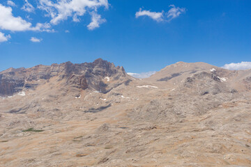 Fototapeta na wymiar Aladaglar is the holy place of mountaineers. Demirkazık Mountain, Yedigöller, Climbing tracks.