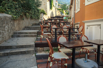 cafe tables