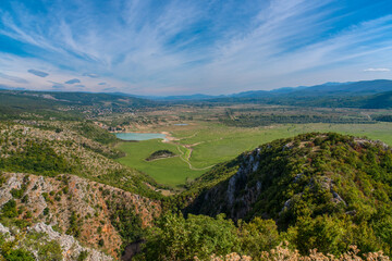 Fototapeta na wymiar Panoramic view of the Imotski valley with the Prolosko Lake in Dalmatia, Croatia.