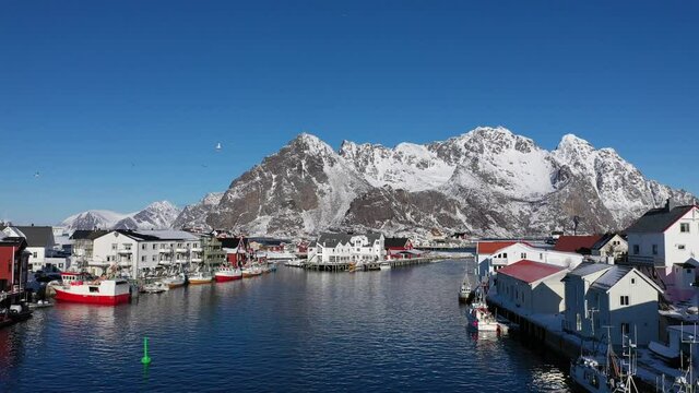 The fishing village Henningsv&aelig;r in Lofoten, Norway.
Photo: Marius Fiskum