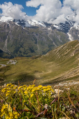 Fototapeta na wymiar Grossglockner mountain scenic road in Austria in Alps