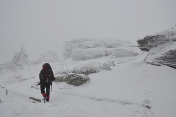 Hiking in Jeseniky Mountains, proper winter conditions