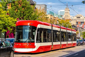 Zelfklevend Fotobehang Toronto Modern tram in Toronto