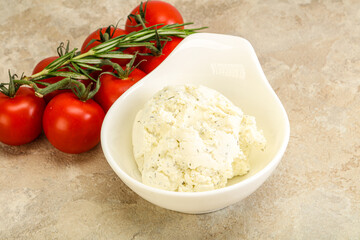 Soft cream cheese with herbs