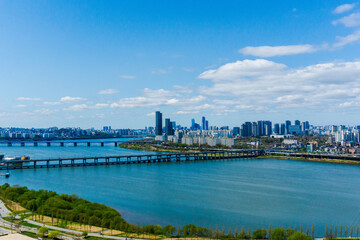 푸른 하늘의 한강(blue sky and bridge)