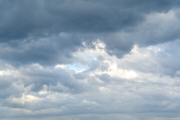 Fototapeta premium 어두운 하늘