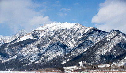 Fototapeta na wymiar A mountain landscape view. Taken in Alberta, Canada