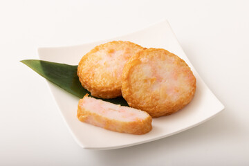 揚げはんぺん(紅しょうが)