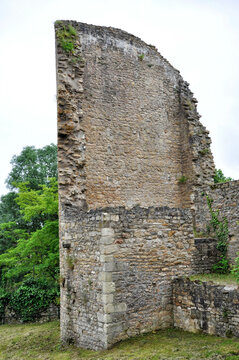 The Assier Castle (French Ch&acirc;teau d'Assier) is a french castle ruin in the lot department in the north of the Occitania region
