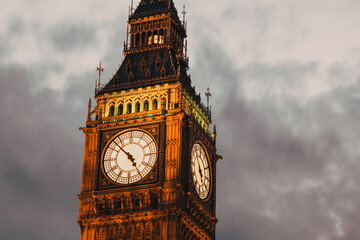 Fototapeta na wymiar night time in London Big Ben and Westminster palace