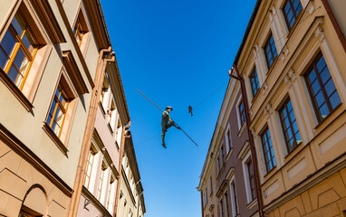 Jasza Mazur Tightrope Walker © Bruno Coelho