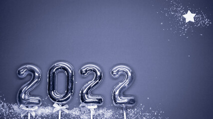 Nowy Rok 2022 cyfry na indygo tle. - obrazy, fototapety, plakaty