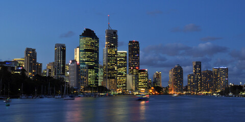 Obraz na płótnie Canvas Brisbane Skyline at Night
