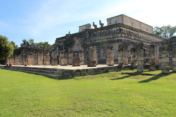 Fototapeta na wymiar ruins of the temple