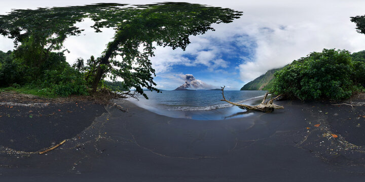Eruption at Anak Krakatoa