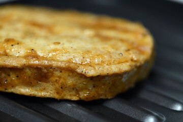 cooking food meat grilled iron plate meat dish