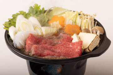 牛すきやき鍋　(一人用)