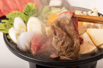 牛すきやき鍋　(一人用)