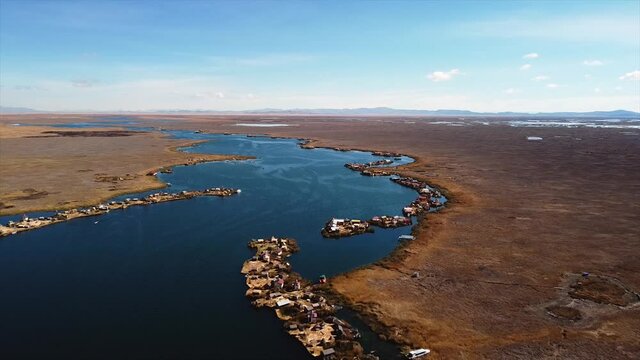 Drone video 4k Peru puno titicaca lake uros islands
