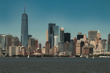 Fototapeta premium New York City street photo with buildings during clear day