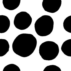 Polka dots, hand drawn spots seamless vector pattern. Scattered big and small circles, points in various sizes. Monochrome retro background. Decorative black and white design tiles. - 472848355