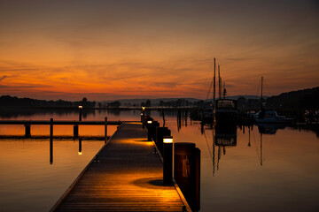 Fototapeta premium Marina Hafen Sellin im Sonnenuntergang