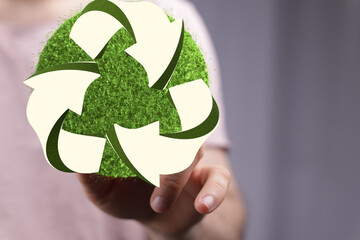 3d rendering of green recycle icon