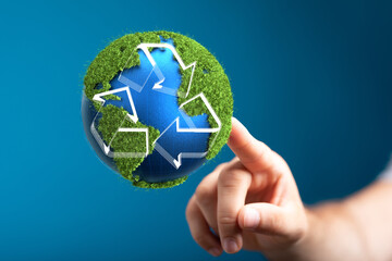 Green recycle sign, three arrows 3D