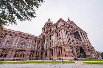Obraz premium Overcast view of Texas Capitol
