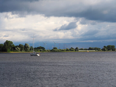 Segler auf der Weser